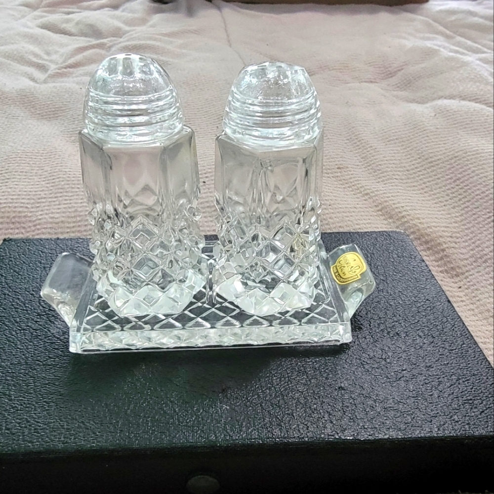 VINTAGE-Bohemia Glass-from Czechoslovakia. All Glass Salt and Pepper Shakers.